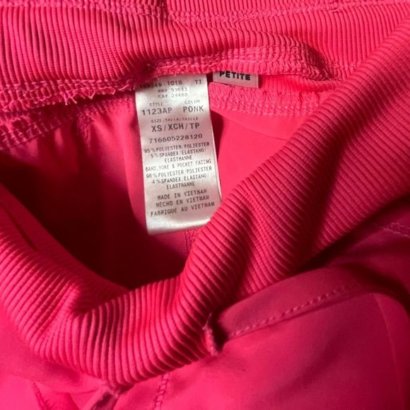 Cherokee Infinity Carmine Pink Scrubs Pants Joggers Women’s XS Petite - Picture 8 of 9